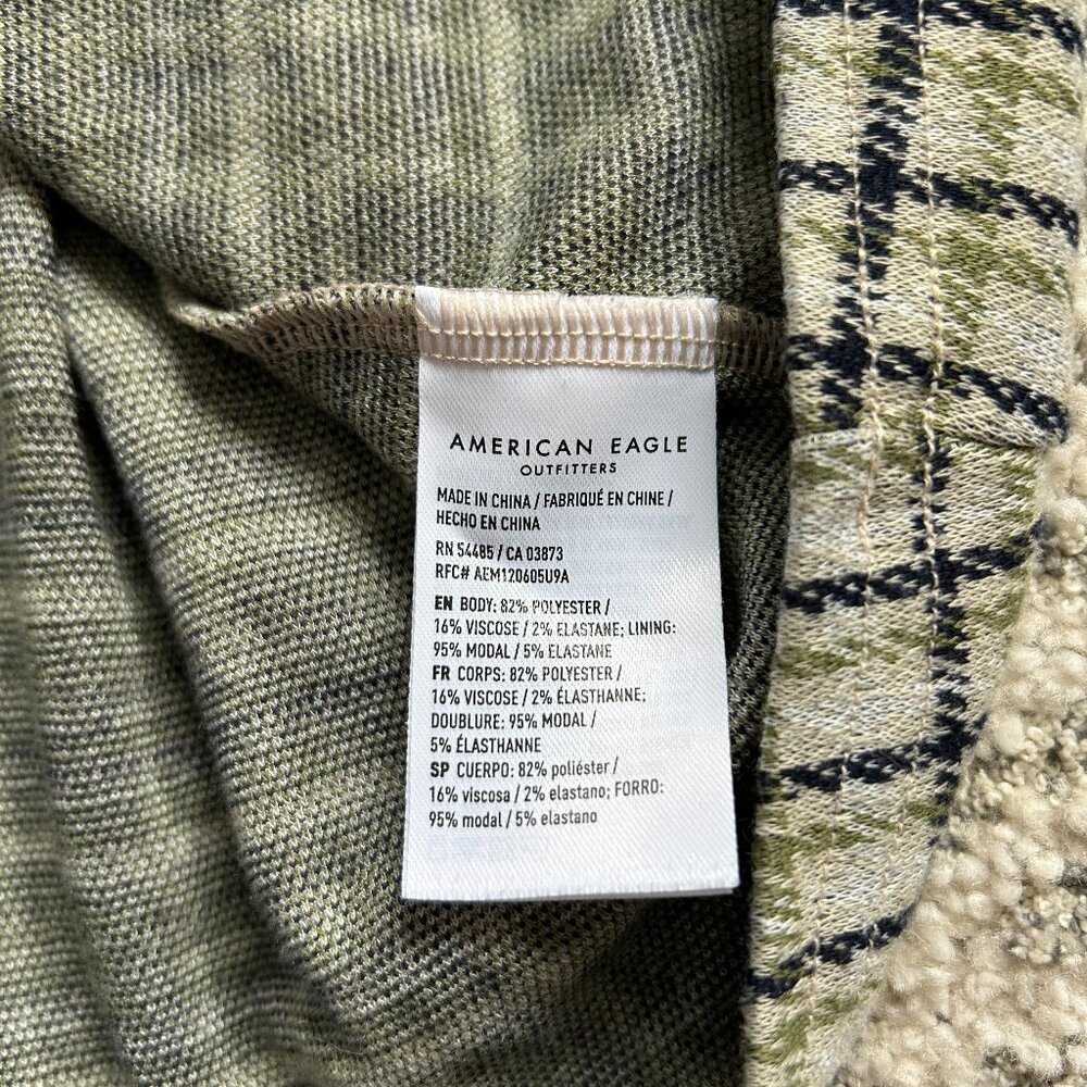 American Eagle Plaid Short! - Picture 2 of 4